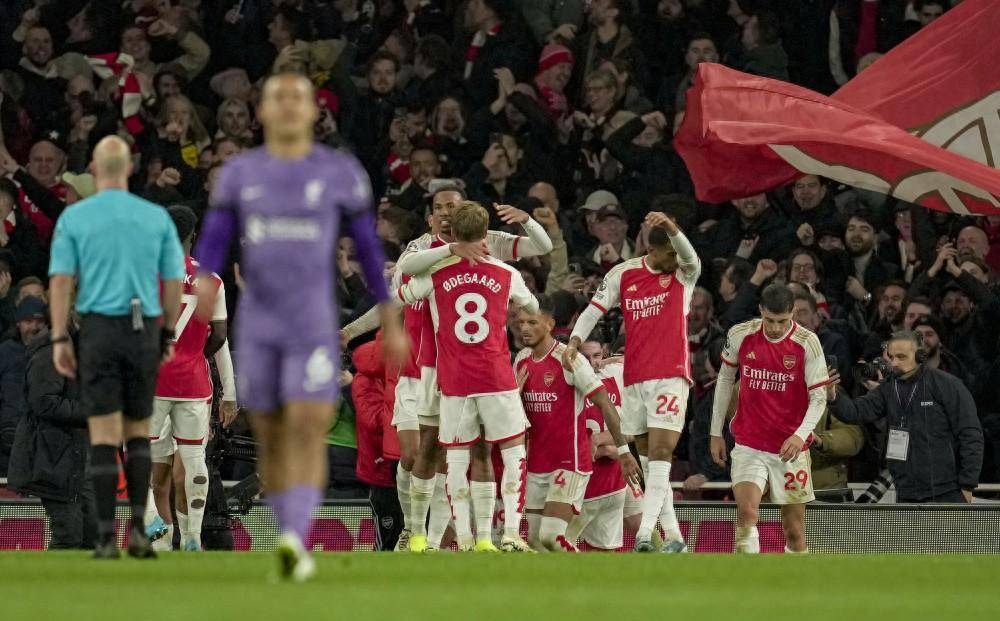 曼城击败强敌，稳固争冠地位的简单介绍