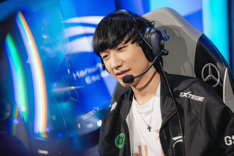 HLE绝地反击DK，Deft打破历史纪录的简单介绍