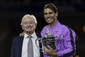 拉沃尔杯碾压戴维斯杯,梅德韦杰夫状态火热的简单介绍 拉沃尔杯碾压戴维斯杯,梅德韦杰夫状态火热的简单介绍